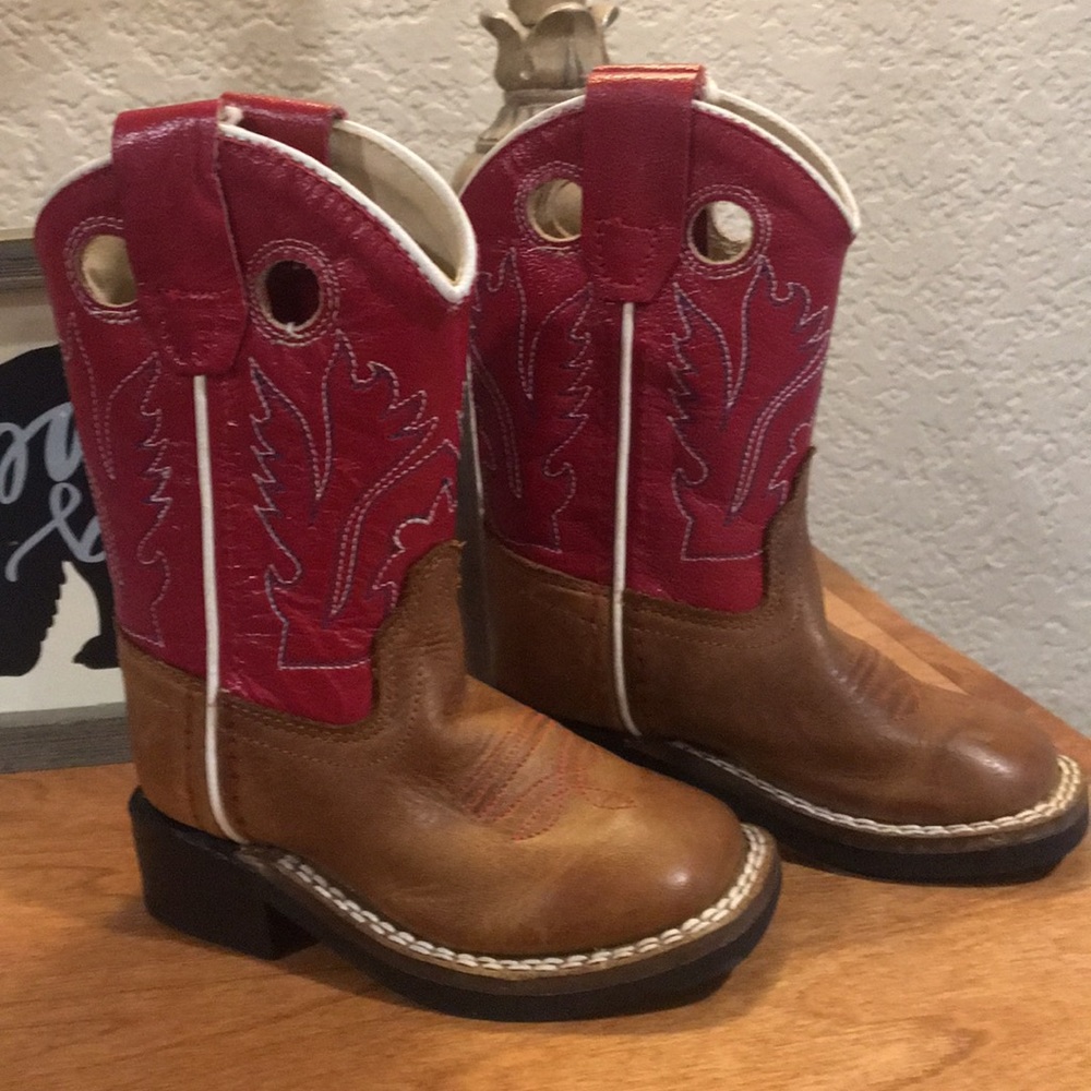 Cute baby boots!